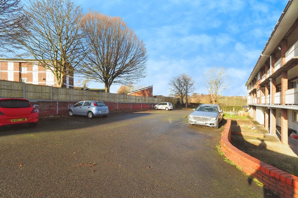 Property photo 2 of 14 Img_3954