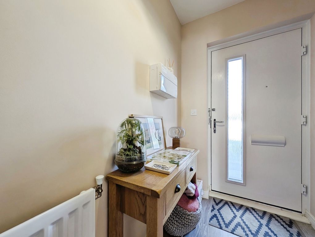 Property photo 2 of 12 Pbox-Img.Jpg