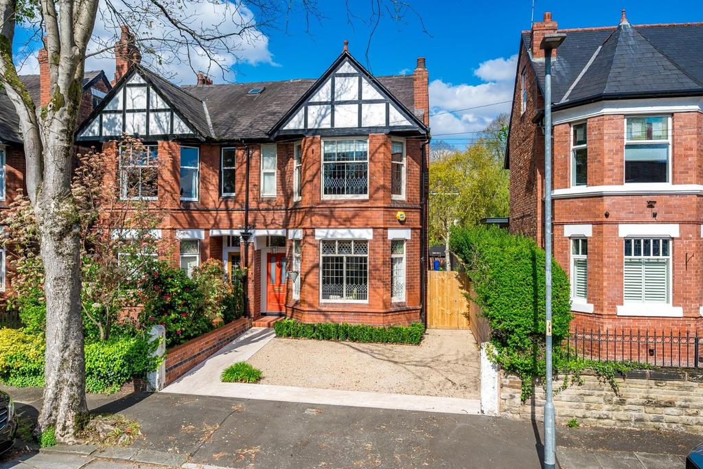 Property photo 1 of 50