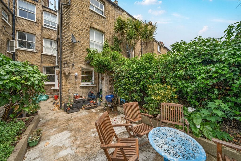 Property photo 2 of 11 Picture No. 06