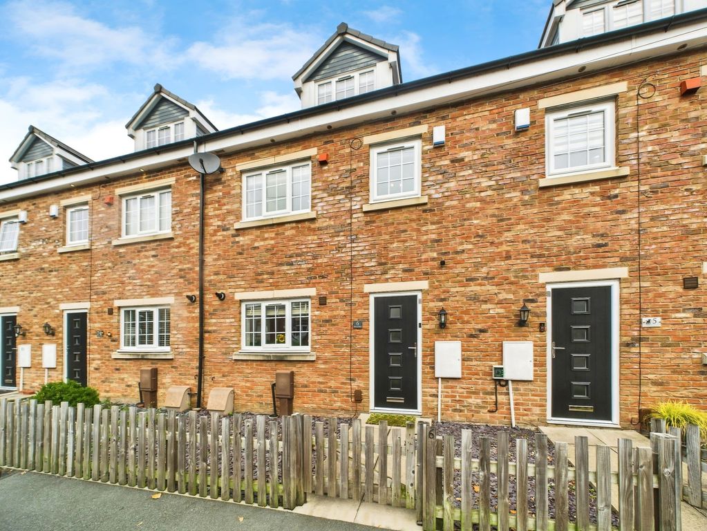 Property photo 1 of 31