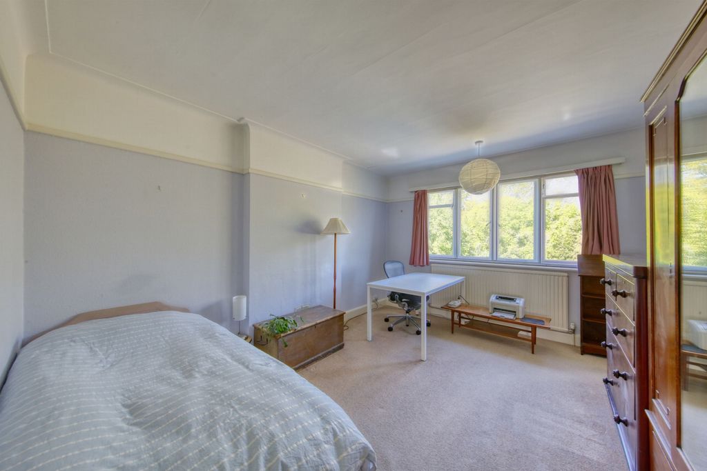 Additional image 11 of 5 bed detached house for saleOrmond Drive, Hampton TW12