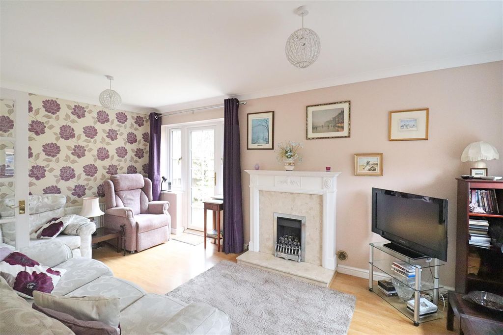 Property photo 2 of 21 Img_2411.Jpg