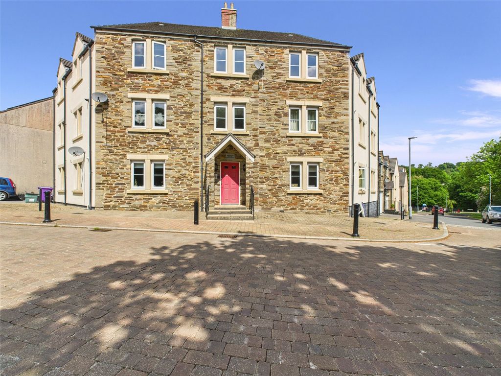 Property photo 1 of 13 Picture No. 12