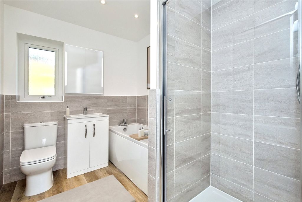 Property photo 3 of 7 Picture No. 07