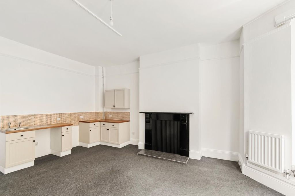 Property photo 3 of 7 Open Plan Living