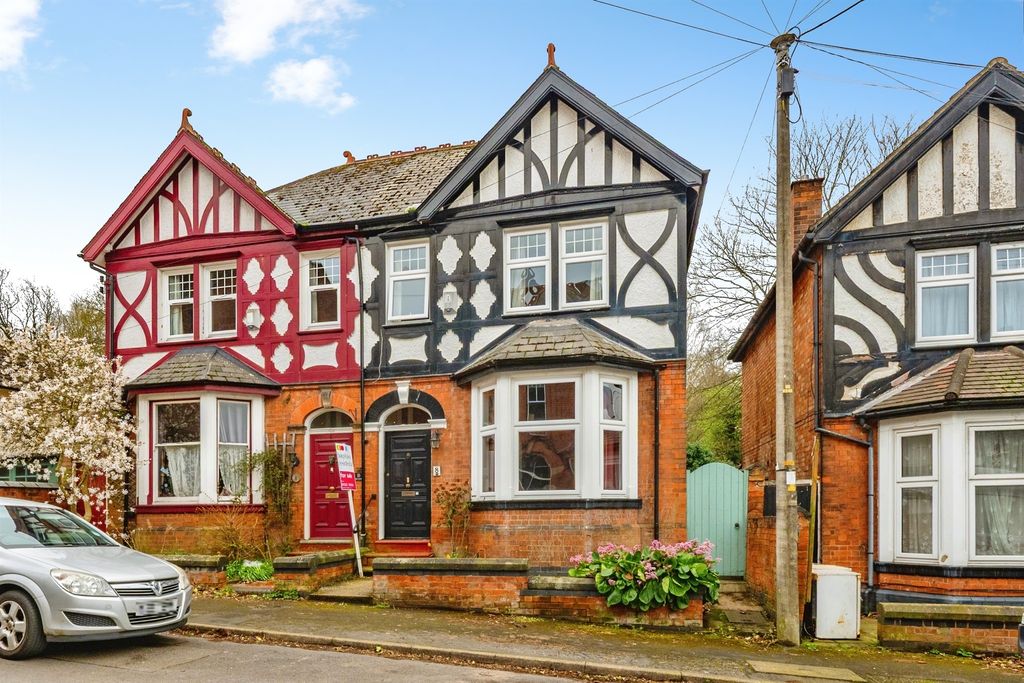 Property photo 1 of 20