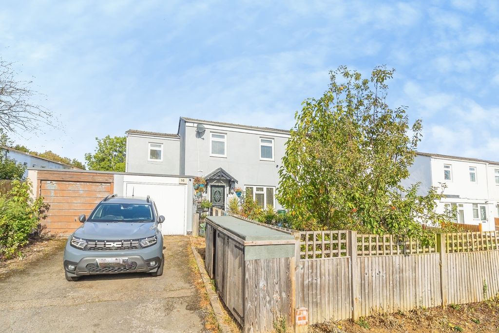 Property photo 1 of 19 Pbox-Img.Jpg