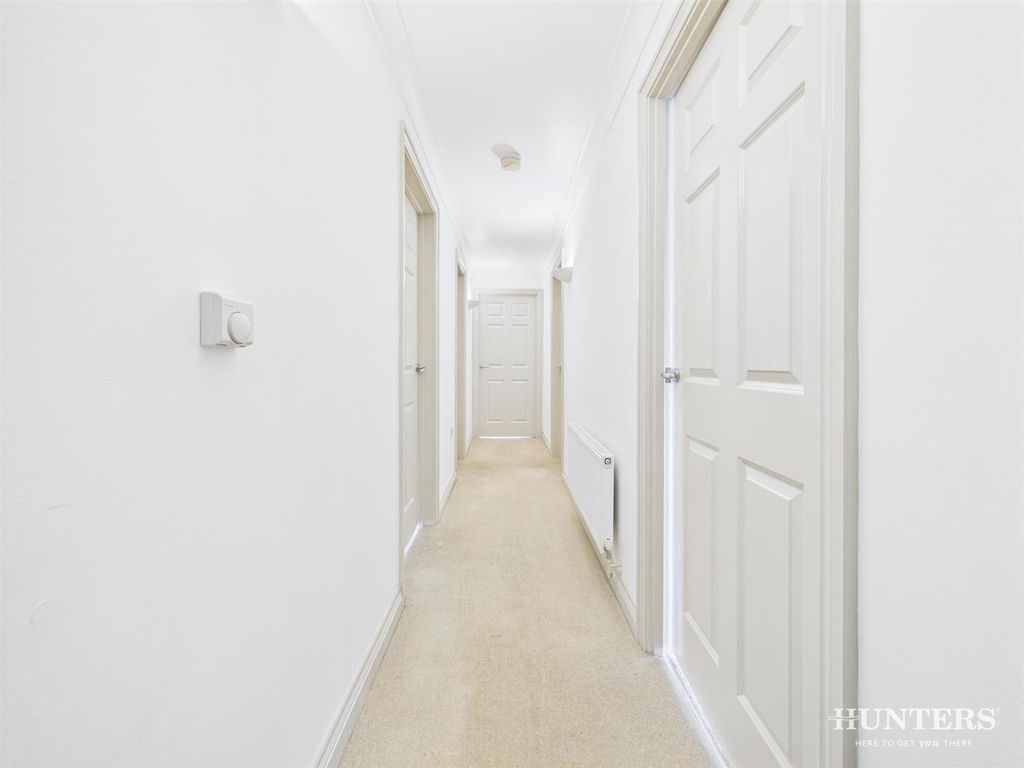 Property photo 2 of 14 Cam03792G0-Pr0269-Still001.Jpg