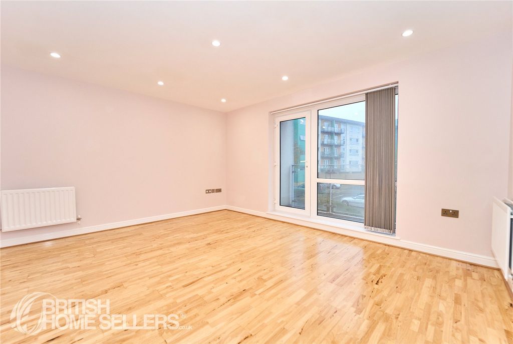 Property photo 3 of 13 Picture No. 07