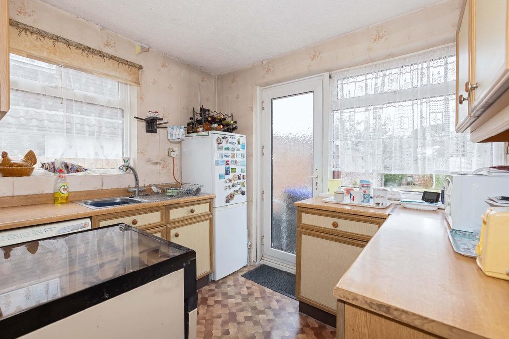 Property photo 3 of 12 Ambleside_2.Jpg