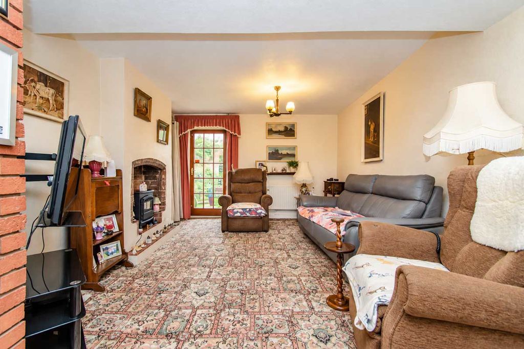 Property photo 2 of 30 Photo 26