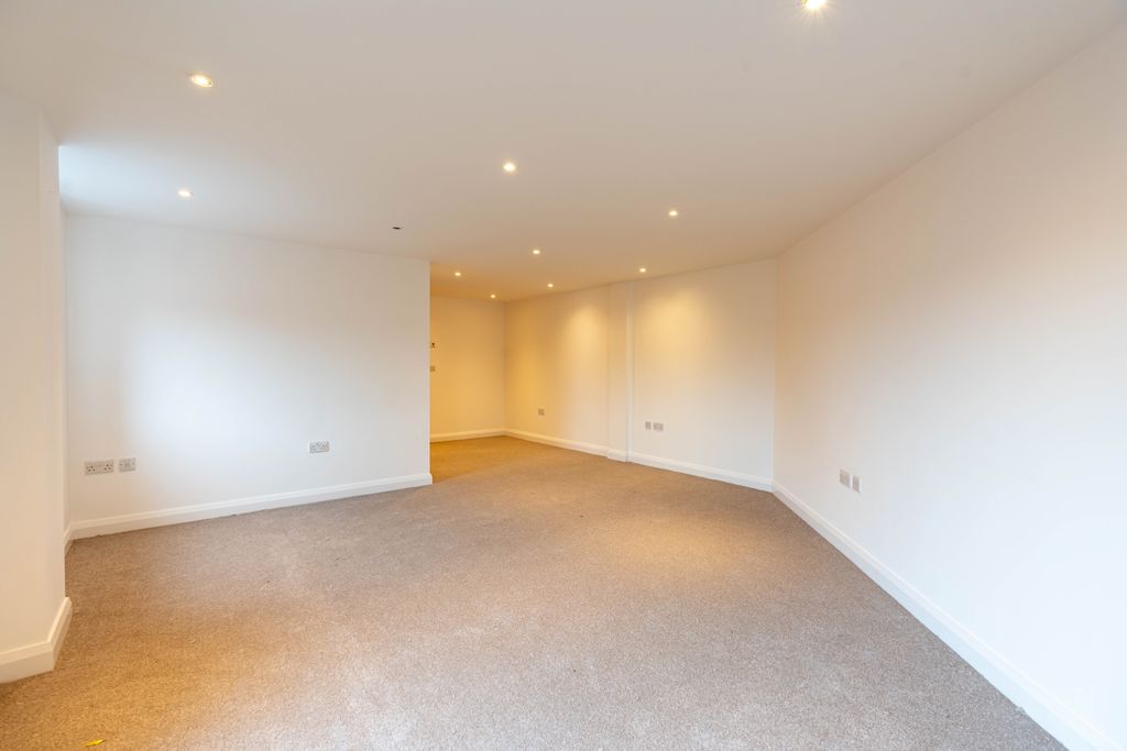 Property photo 3 of 14 Living Area