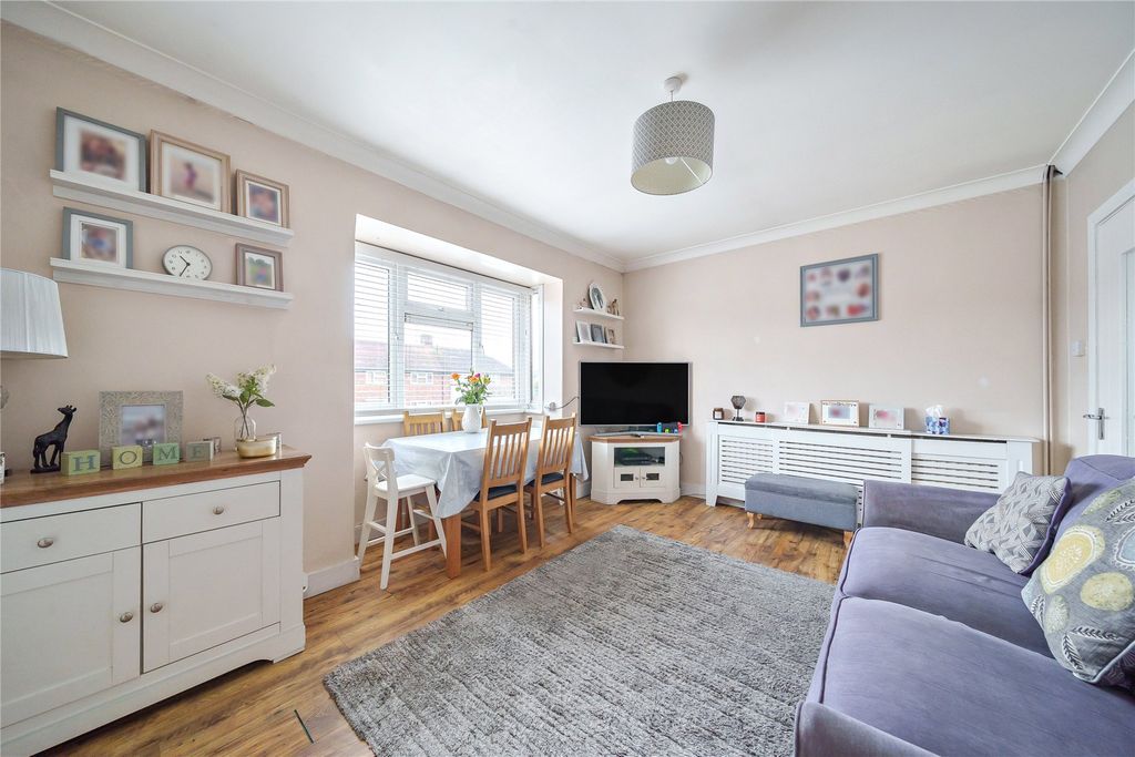 Property photo 2 of 18 Picture No. 03