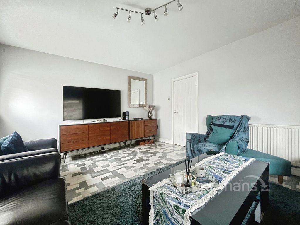 Property photo 3 of 13 Pbox-Img.Jpg