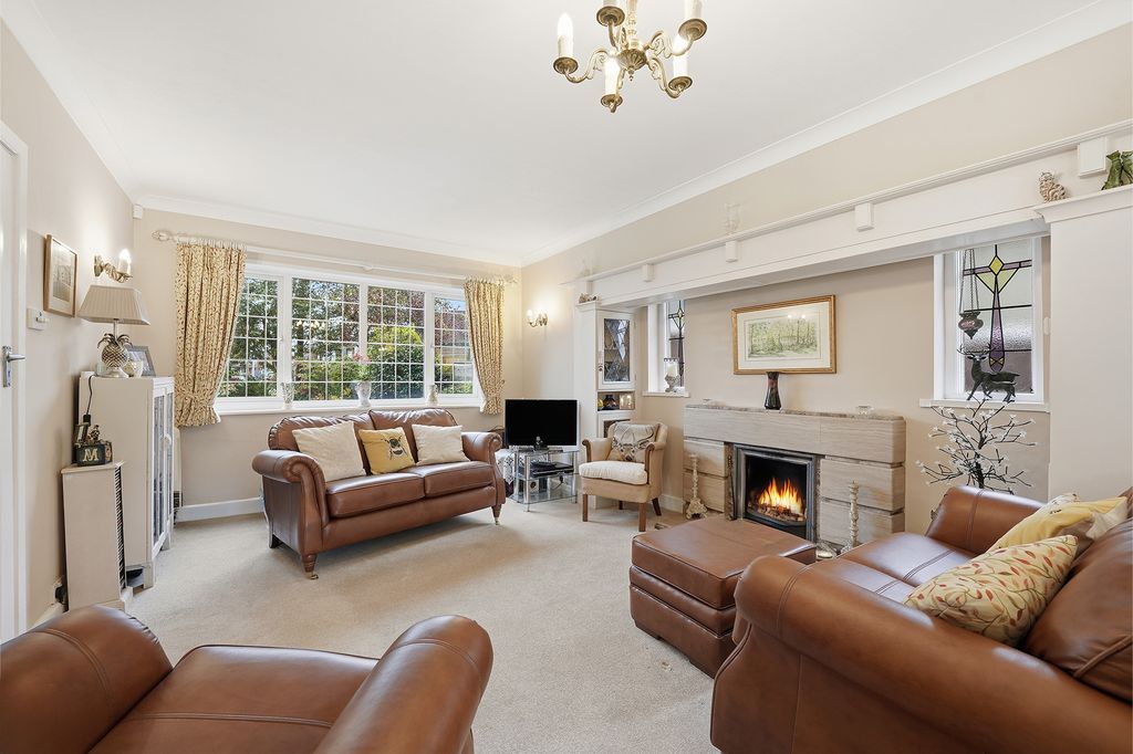 Property photo 2 of 38