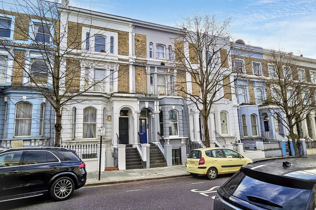 Property photo 1 of 12 11A Chesterton Road, Notting Hill, London W10 5Ly