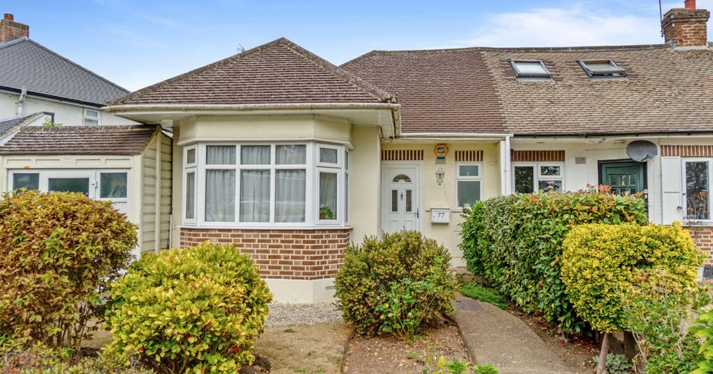Property photo 1 of 17