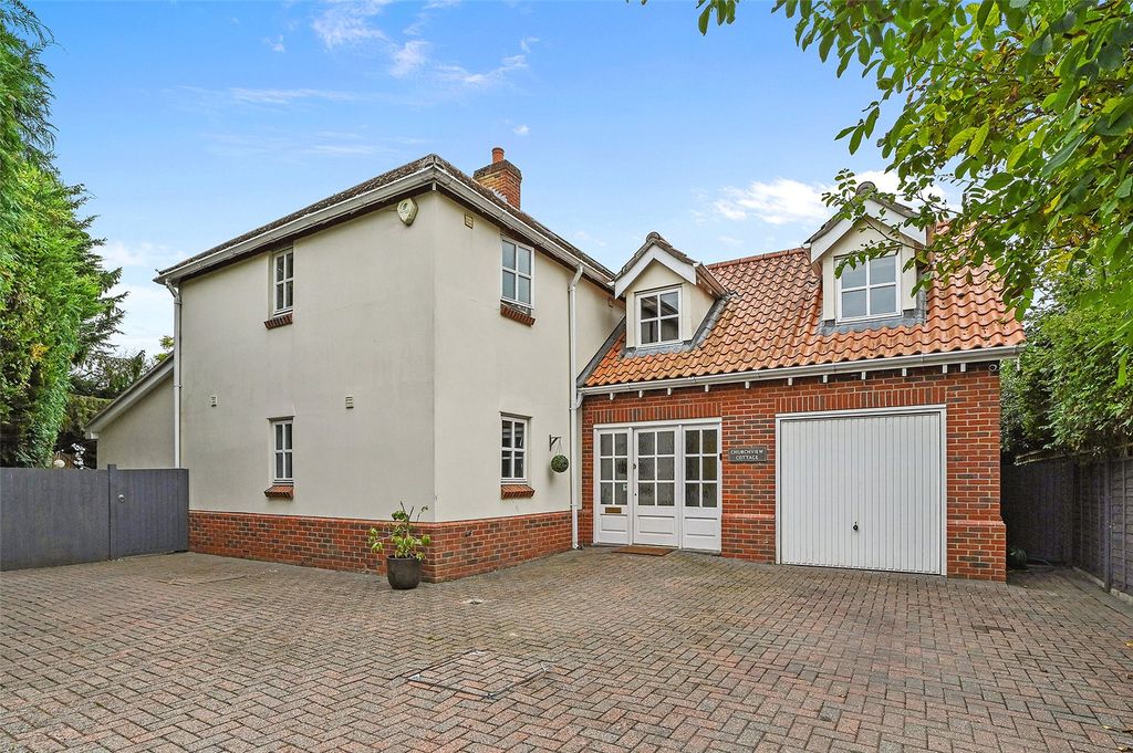 Property photo 1 of 22 Front Aspect