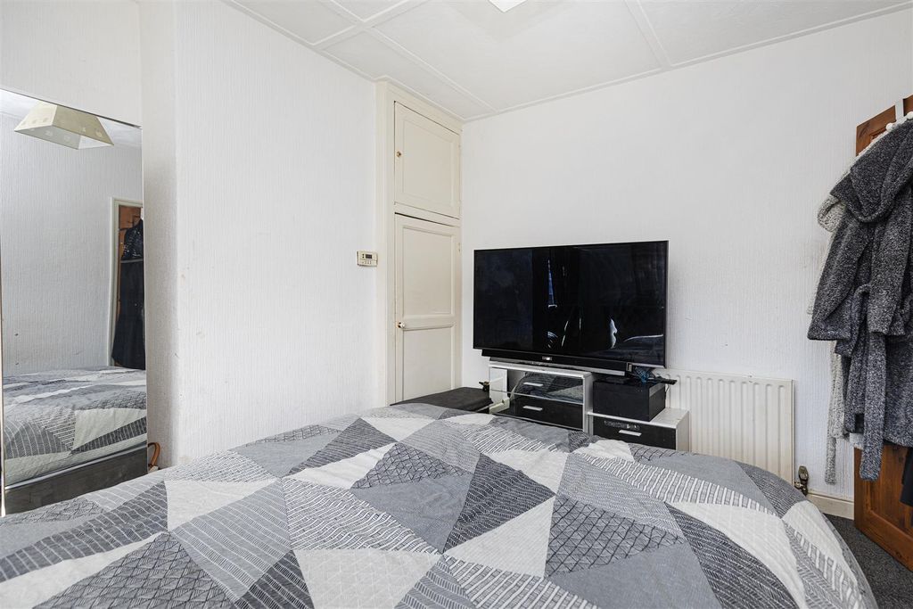 Additional image 14 of 4 bed terraced house for saleNorman Avenue, Elland, Halifax HX5