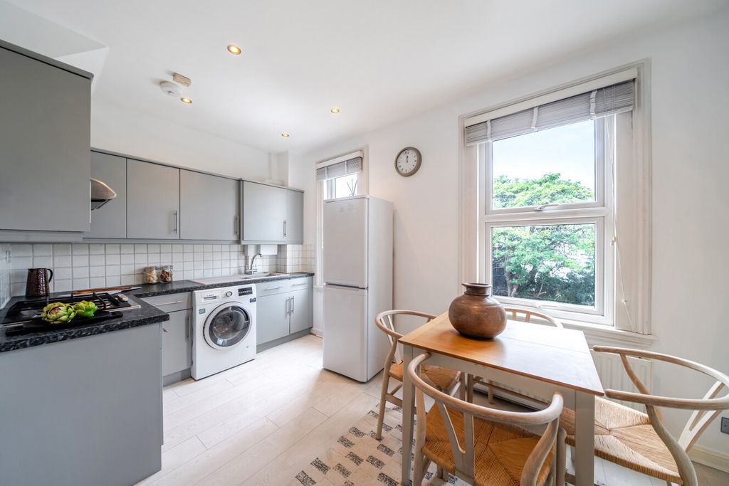 Property photo 2 of 12 1-6A513212B151d-4...
