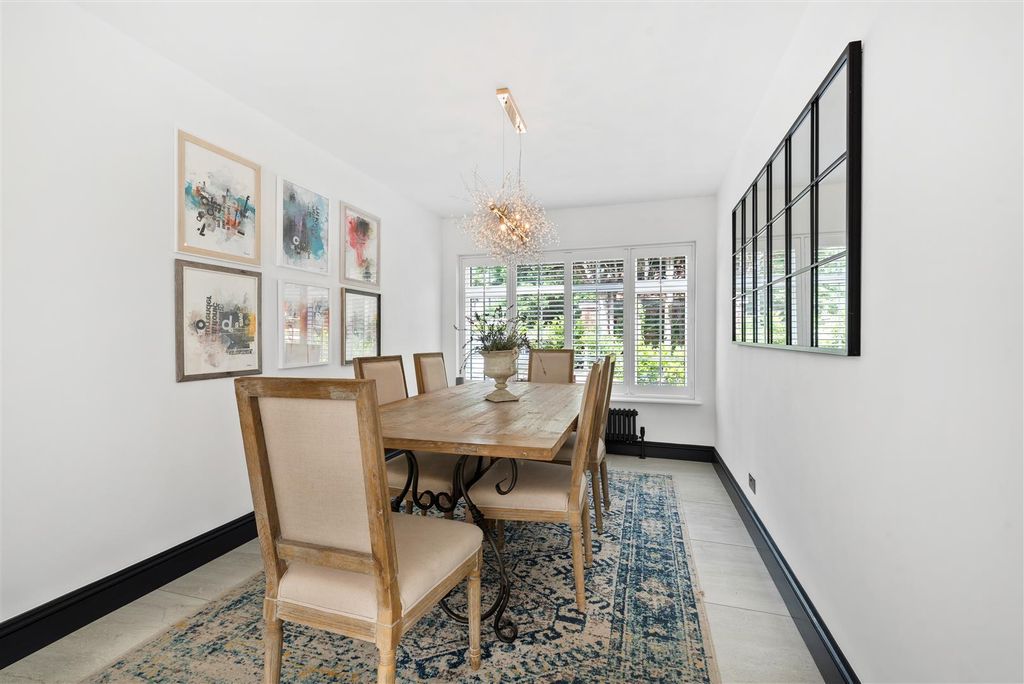 Beech Hill Road, Sunningdale SL5 photo 5