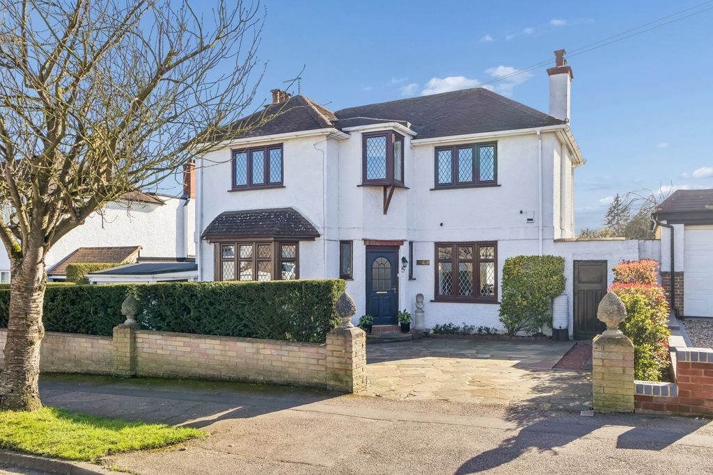 Property photo 1 of 12