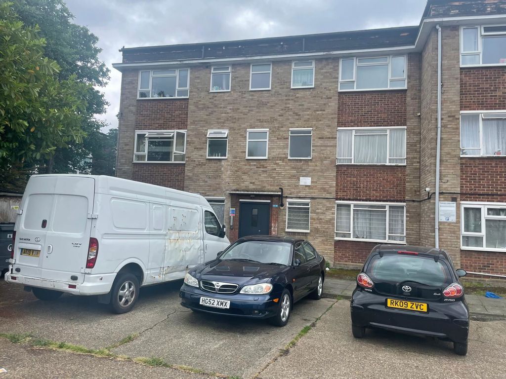 Property photo 1 of 1