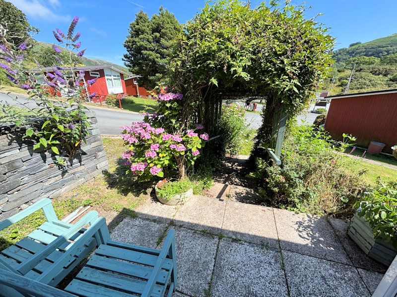 Property photo 2 of 24