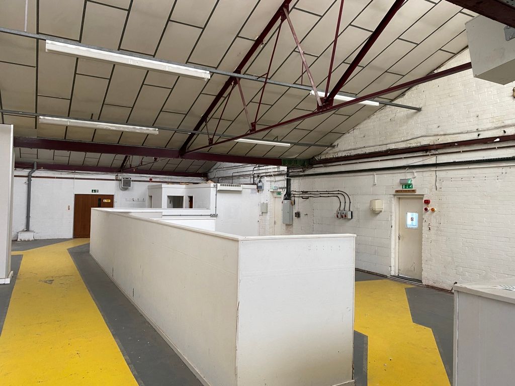 Property photo 3 of 6 Photo 6