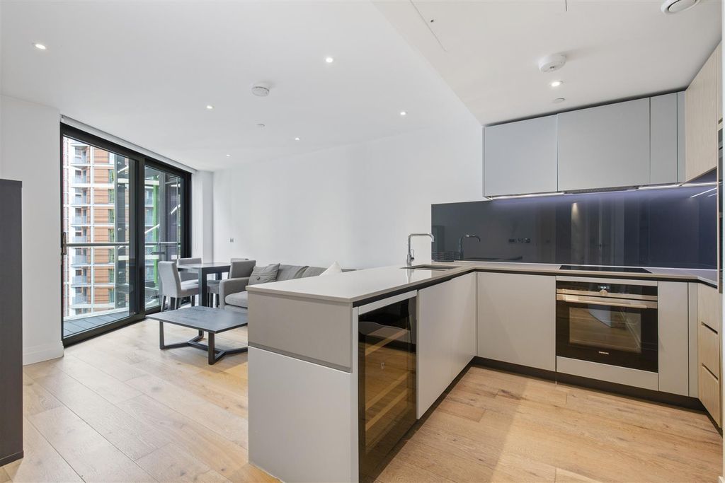 Property photo 3 of 25 Rception