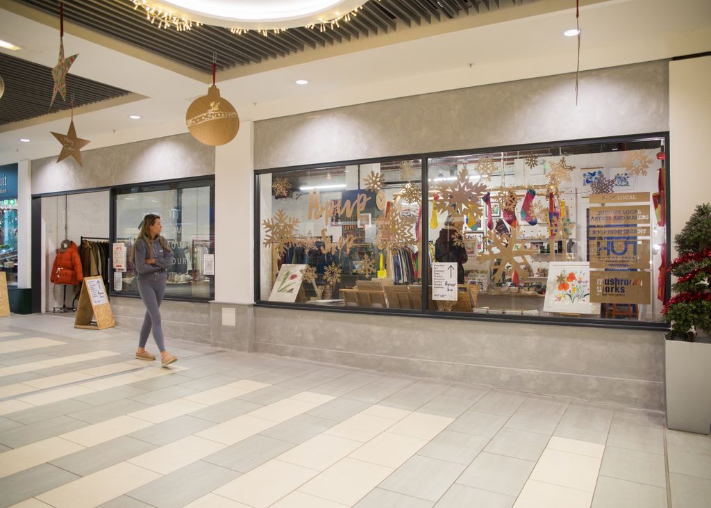 Property photo 1 of 5