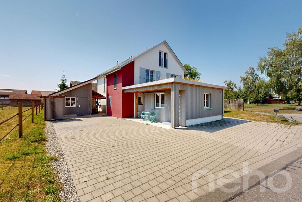 Property photo 2 of 12