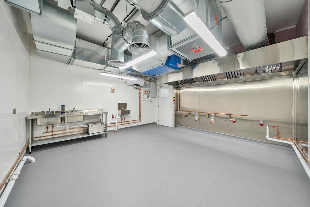 Property photo 2 of 14 1261191 2.Jpg