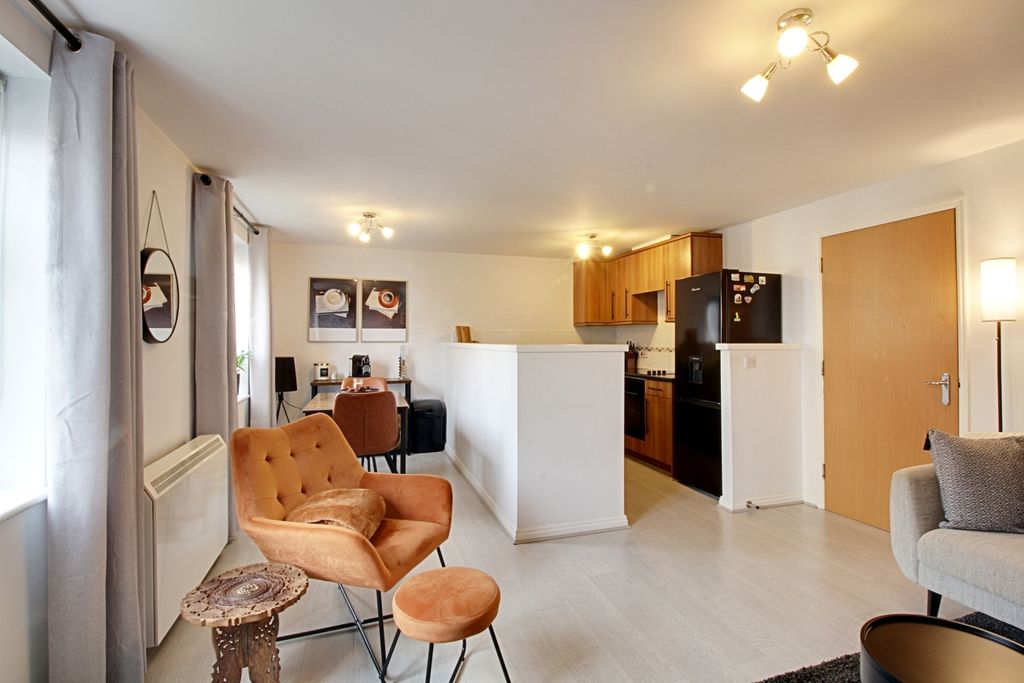 Property photo 3 of 10