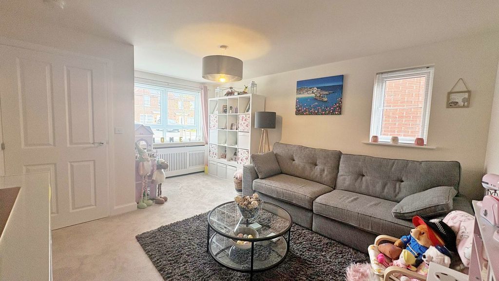 Property photo 2 of 15 Photo 2