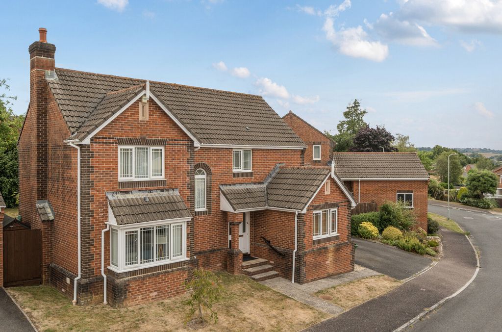Property photo 1 of 27 1339803-2-68A5dc9...