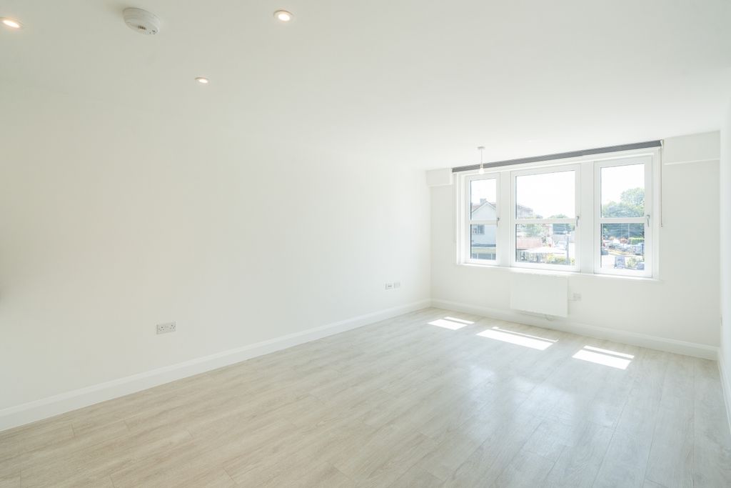 Property photo 2 of 7 Studio