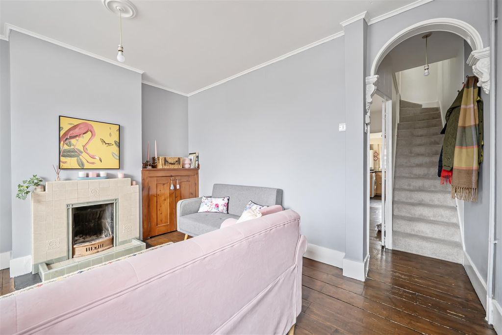 Property photo 3 of 19 1402320-11-6970d06Fe0222.Jpg