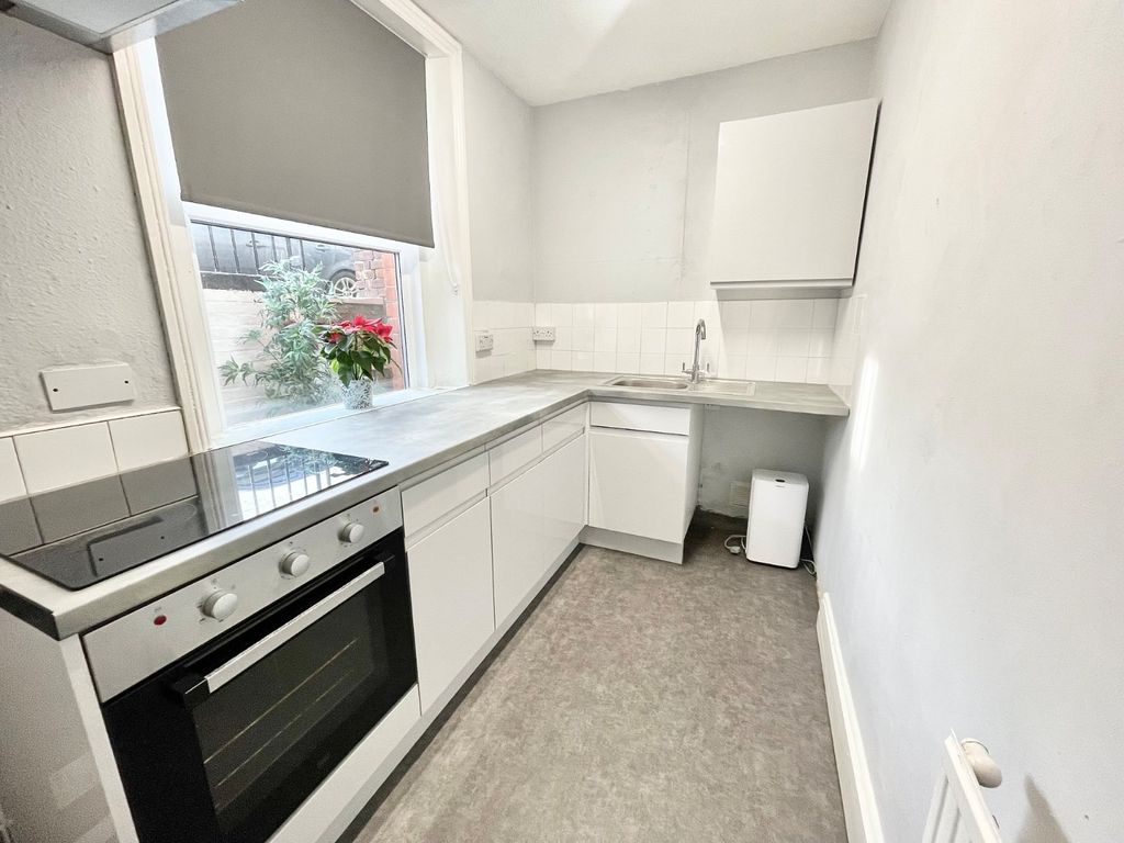 Property photo 2 of 5 Picture 2