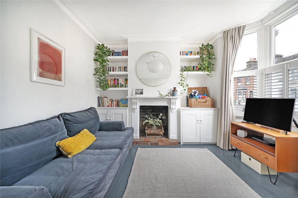 Property photo 2 of 19 Picture No. 21