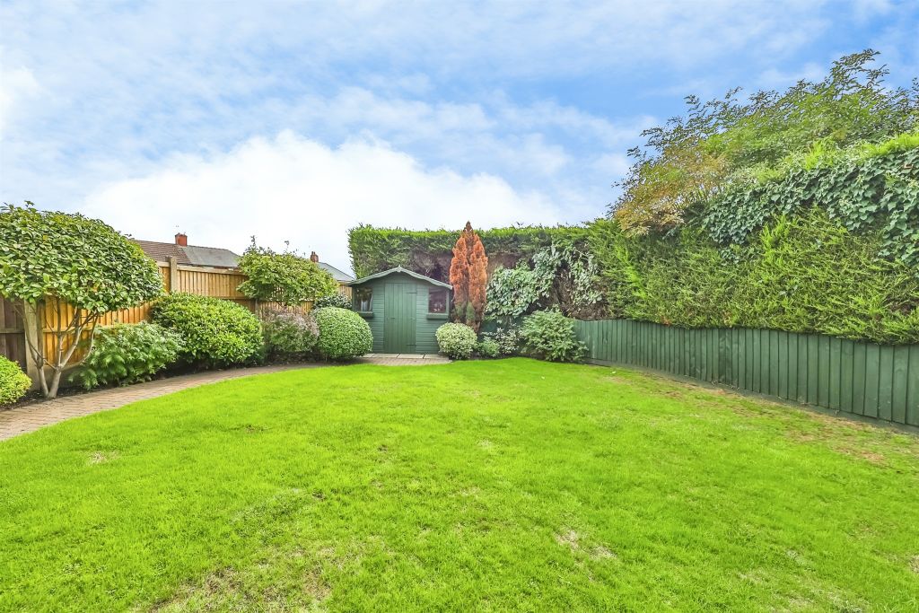 Property photo 2 of 30