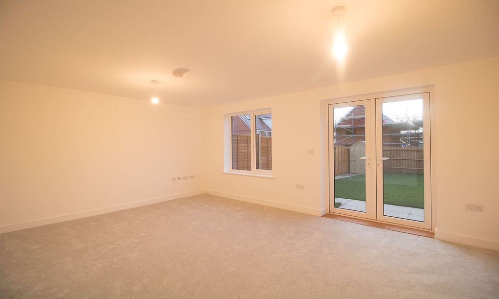 Property photo 3 of 12 Living Room