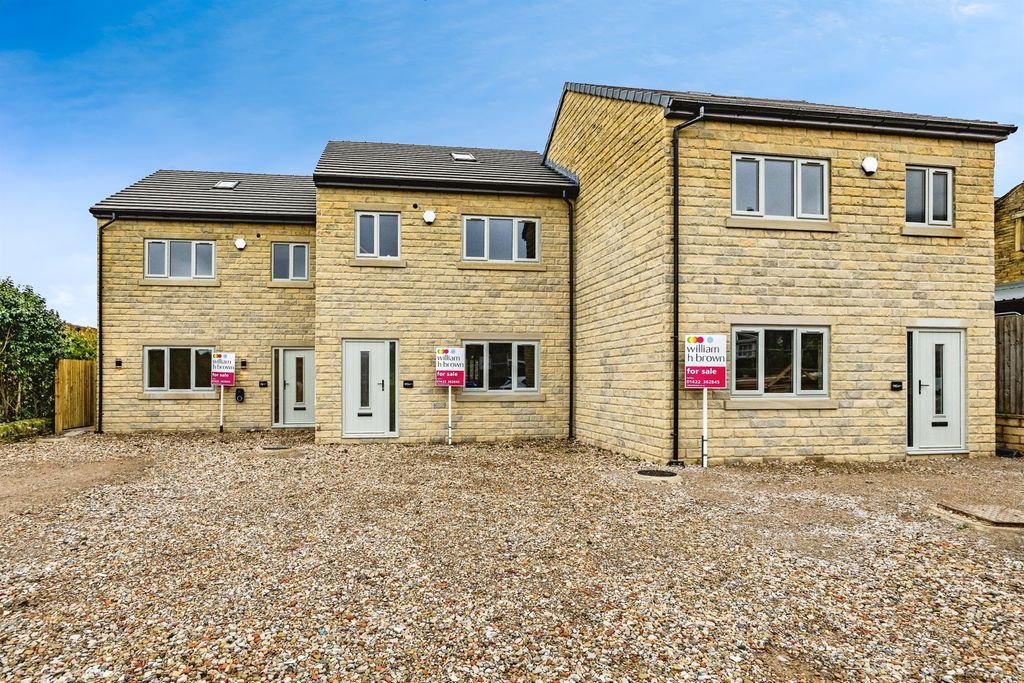 Property photo 1 of 27