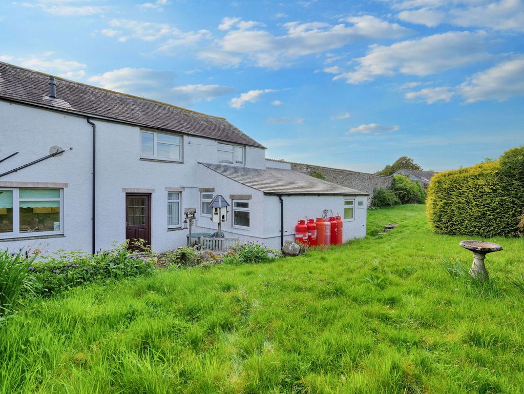 Property photo 2 of 21