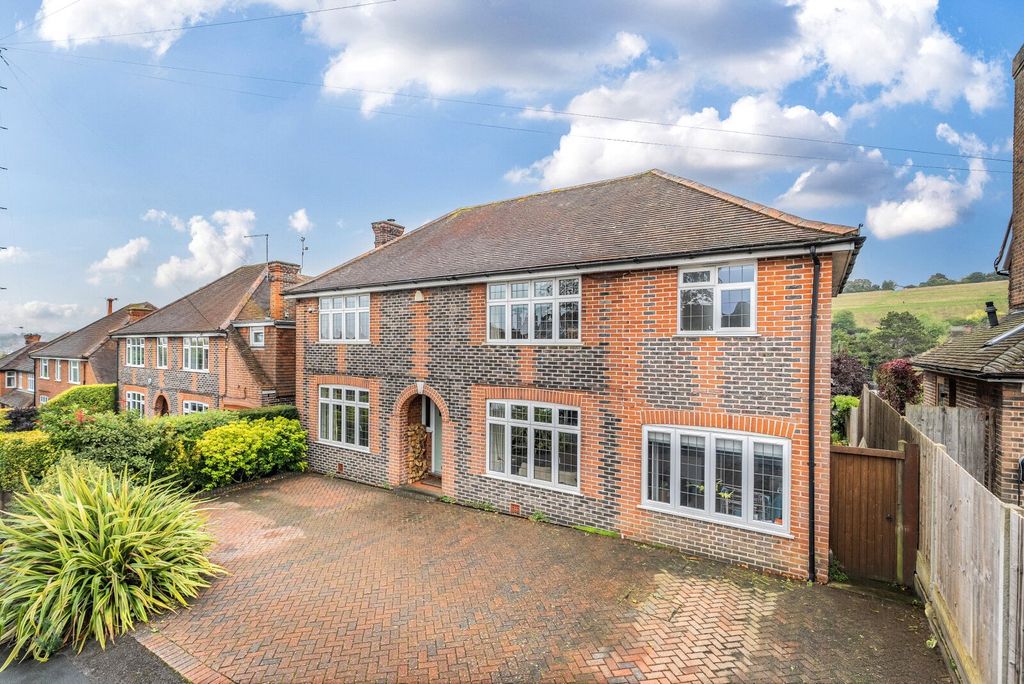 Property photo 2 of 18 Picture No. 27