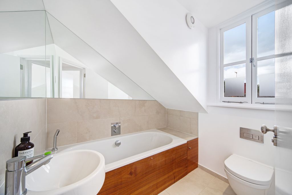 Property photo 3 of 5 Print_Img_7819_12