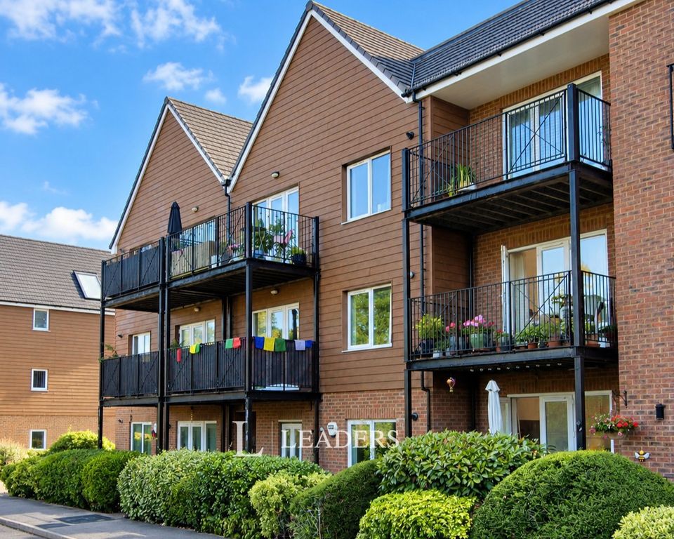 Property photo 1 of 11 Pbox-Img.Jpg