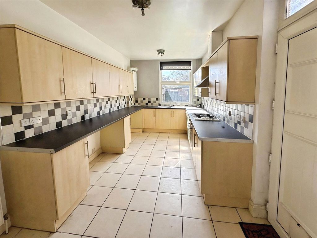 Property photo 2 of 15 Picture No. 02