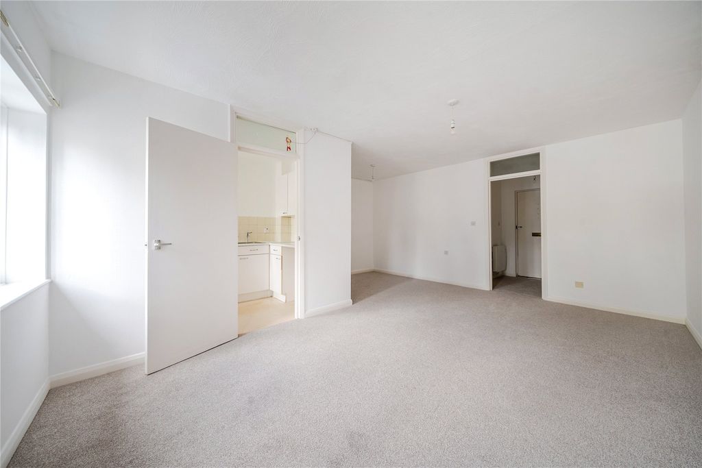 Property photo 1 of 10 Picture No. 07